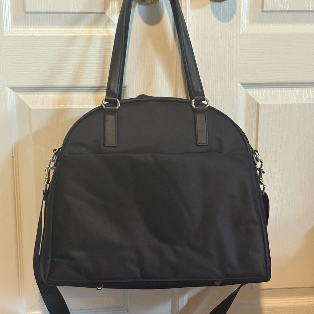 Lo & Sons OG 2 Medium in black with gold hardware and lavender interior